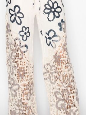 NWT Origami wide leg flower  pant with crochet leg